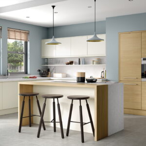 Strada Matte Porcelain and Tavola Light Oak_Kitchen